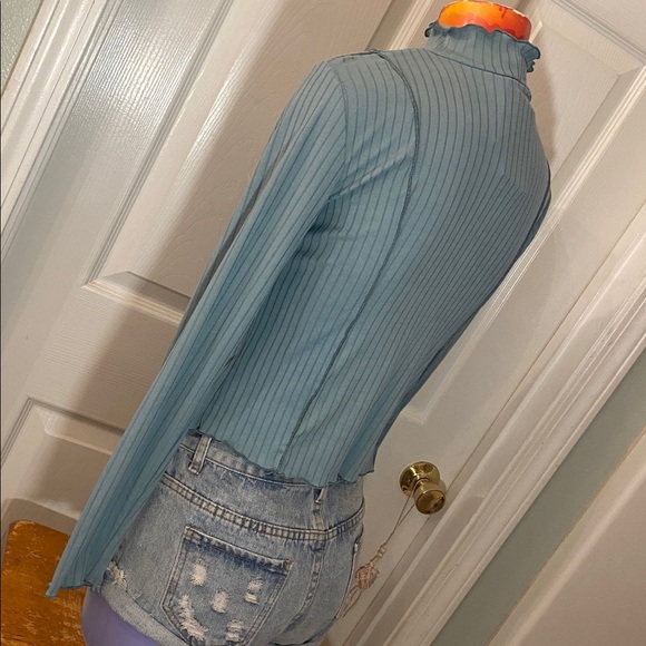 NO COMMENT NWTs Chic Ribbed Long Sleeve Top - Picture 6 of 12